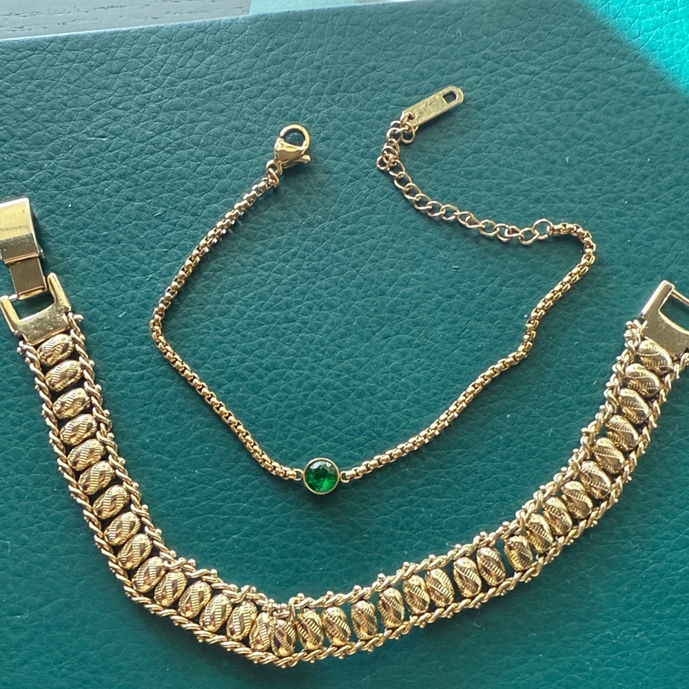 Elegant Gold Bracelet Set